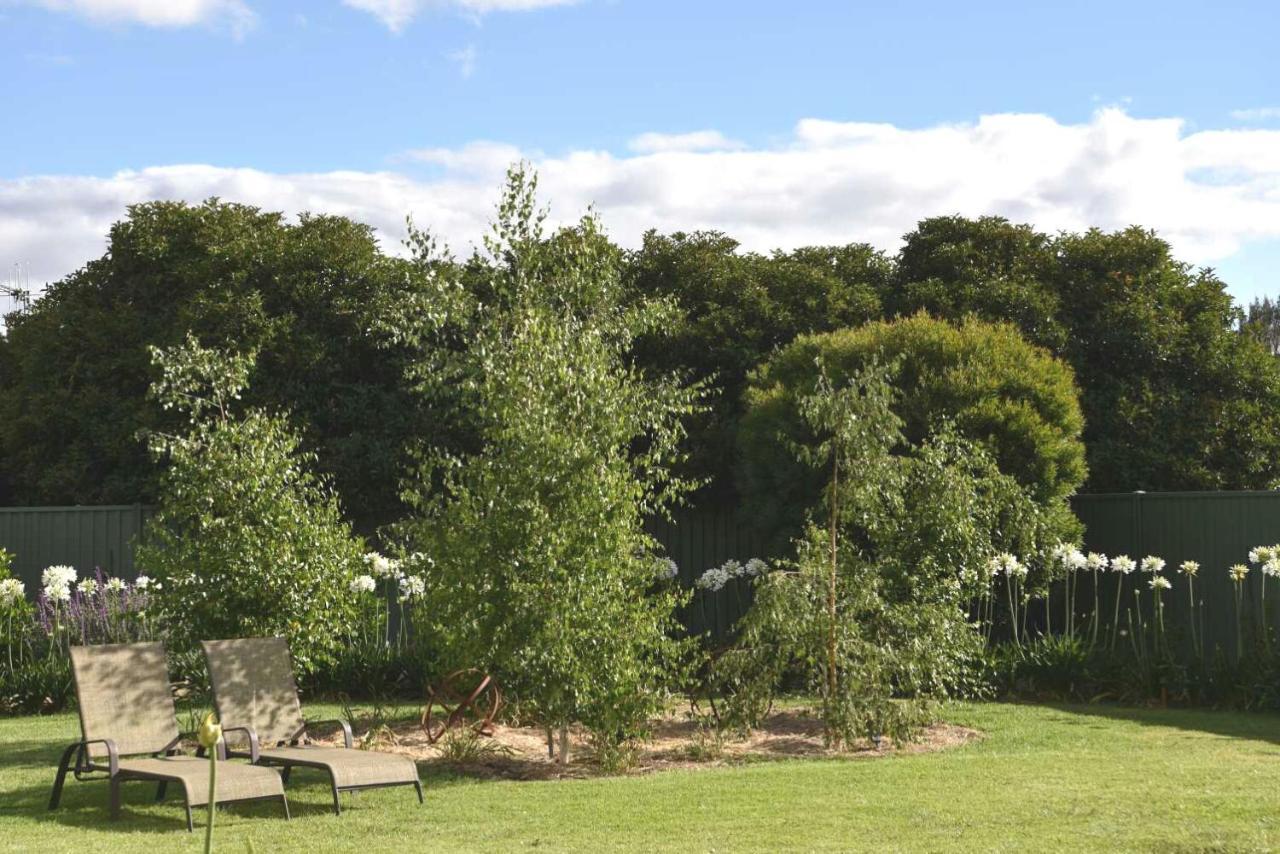 Kennedy House Euroa Perfect For Short Term Stays Bagian luar foto