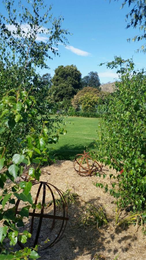 Kennedy House Euroa Perfect For Short Term Stays Bagian luar foto