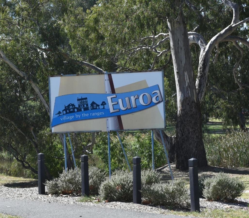 Kennedy House Euroa Perfect For Short Term Stays Bagian luar foto