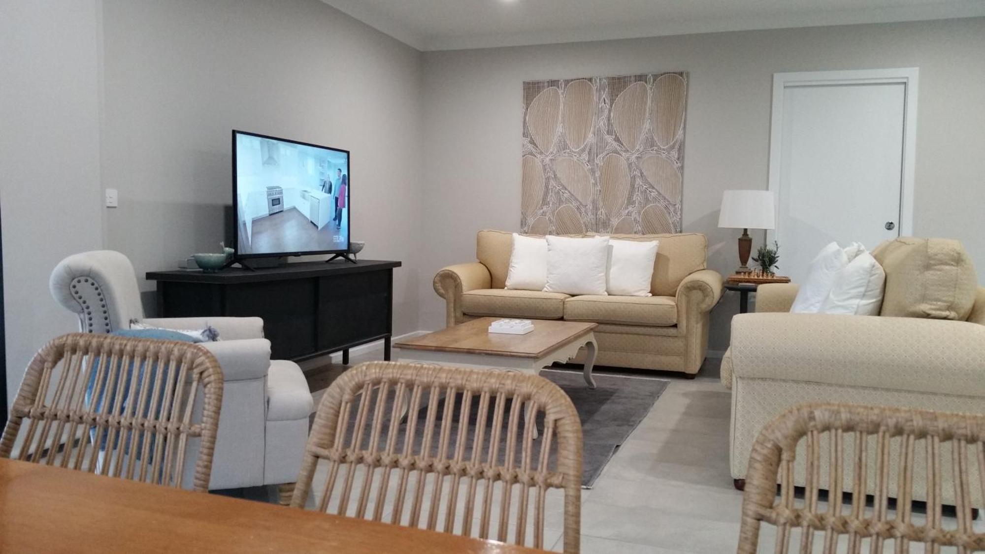 Kennedy House Euroa Perfect For Short Term Stays Ruang foto